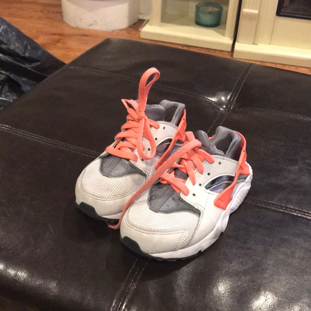 Nike Huarache girls